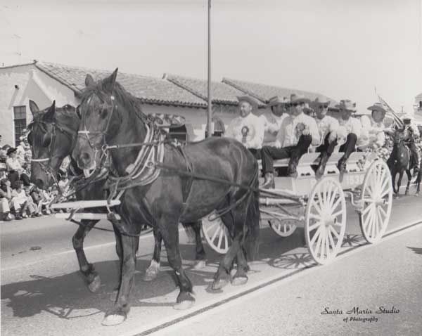Past Exalted Rulers float 1963-64